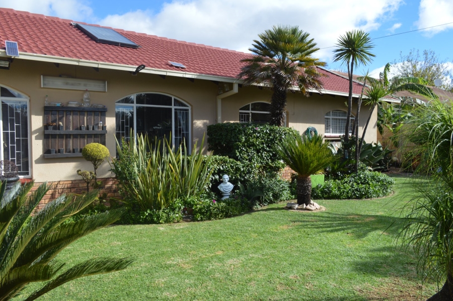 3 Bedroom Property for Sale in Meiringspark North West